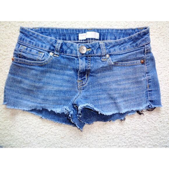 No Boundaries Cut Off Blue Jean Shorts Juniors‎ Size 9 - Picture 1 of 5